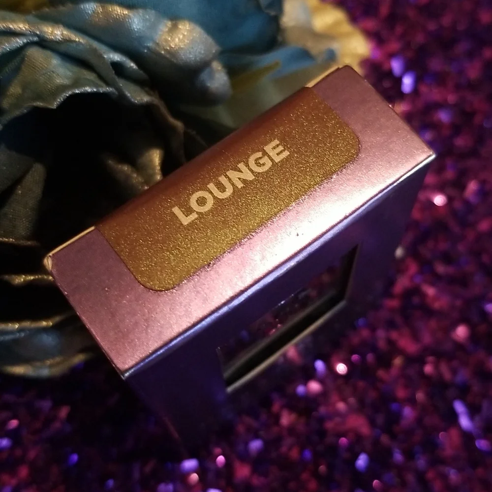 🧚‍♀️LOUNGE Urban Decay DISCONTINUED Eyeshadow Single NWOBox